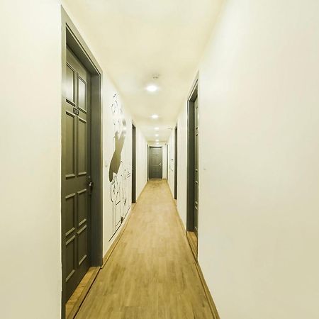 Super Hotel O Nawada Metro 德里 外观 照片