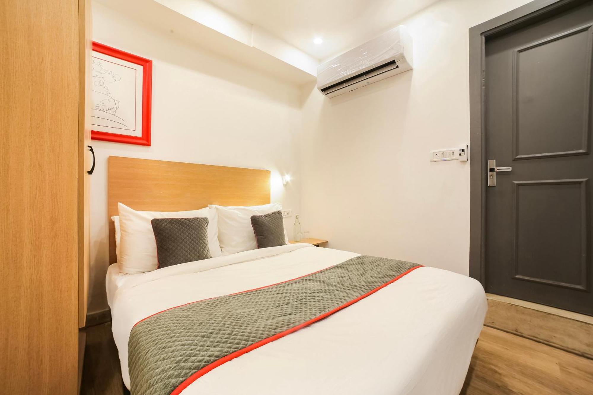 Super Hotel O Nawada Metro 德里 外观 照片